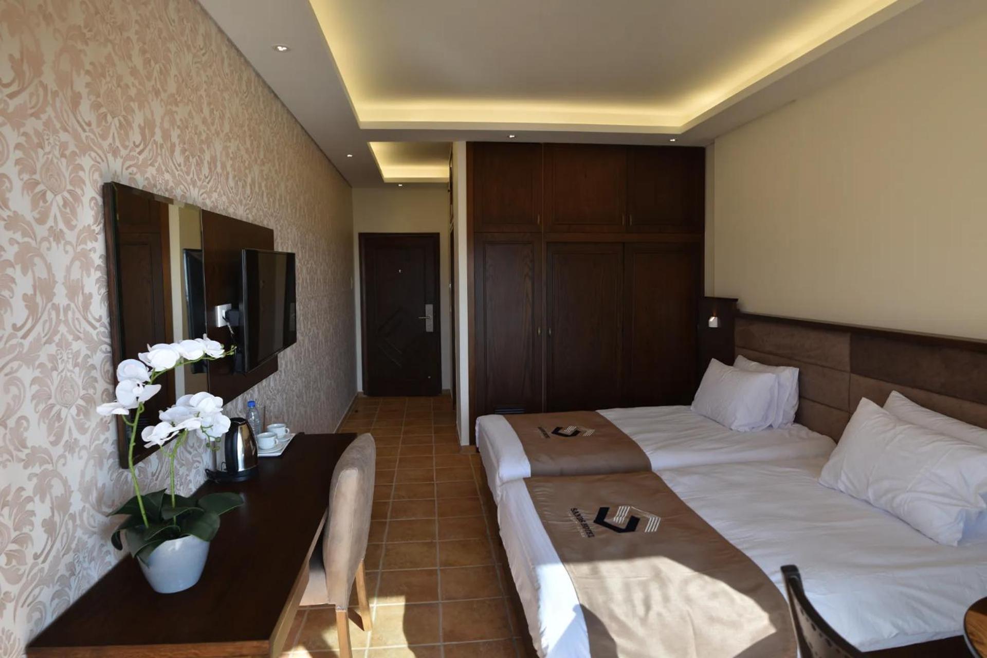 Sands Hotel Byblos Eksteriør bilde